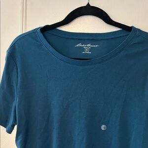 Eddie Bauer Men's Forest Green Tee